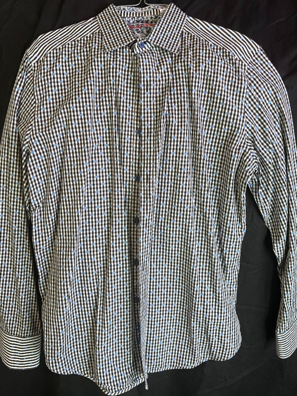 Classic Robert Graham Fit and Quality